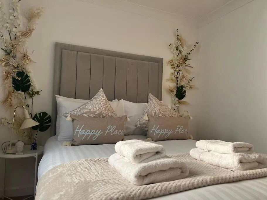 Southampton City Retreat Apartment