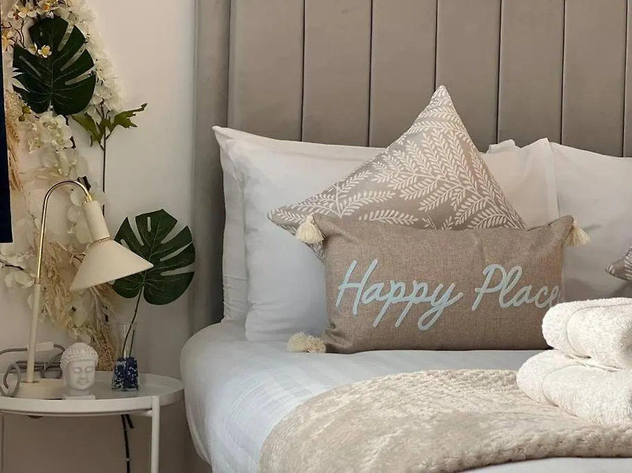 Southampton City Retreat Apartment